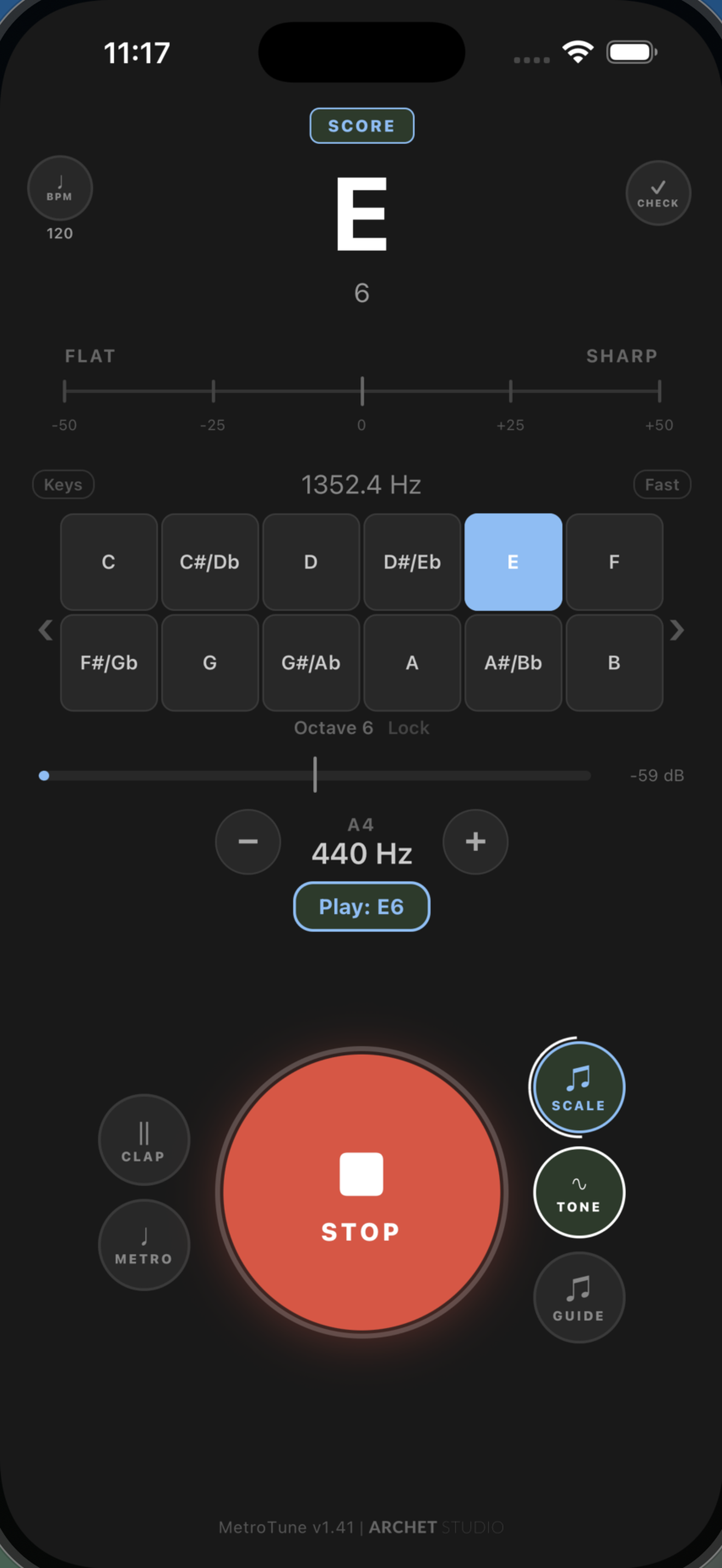 Echo Mode prompting the user to play E6, with an active listening indicator and attempt counter